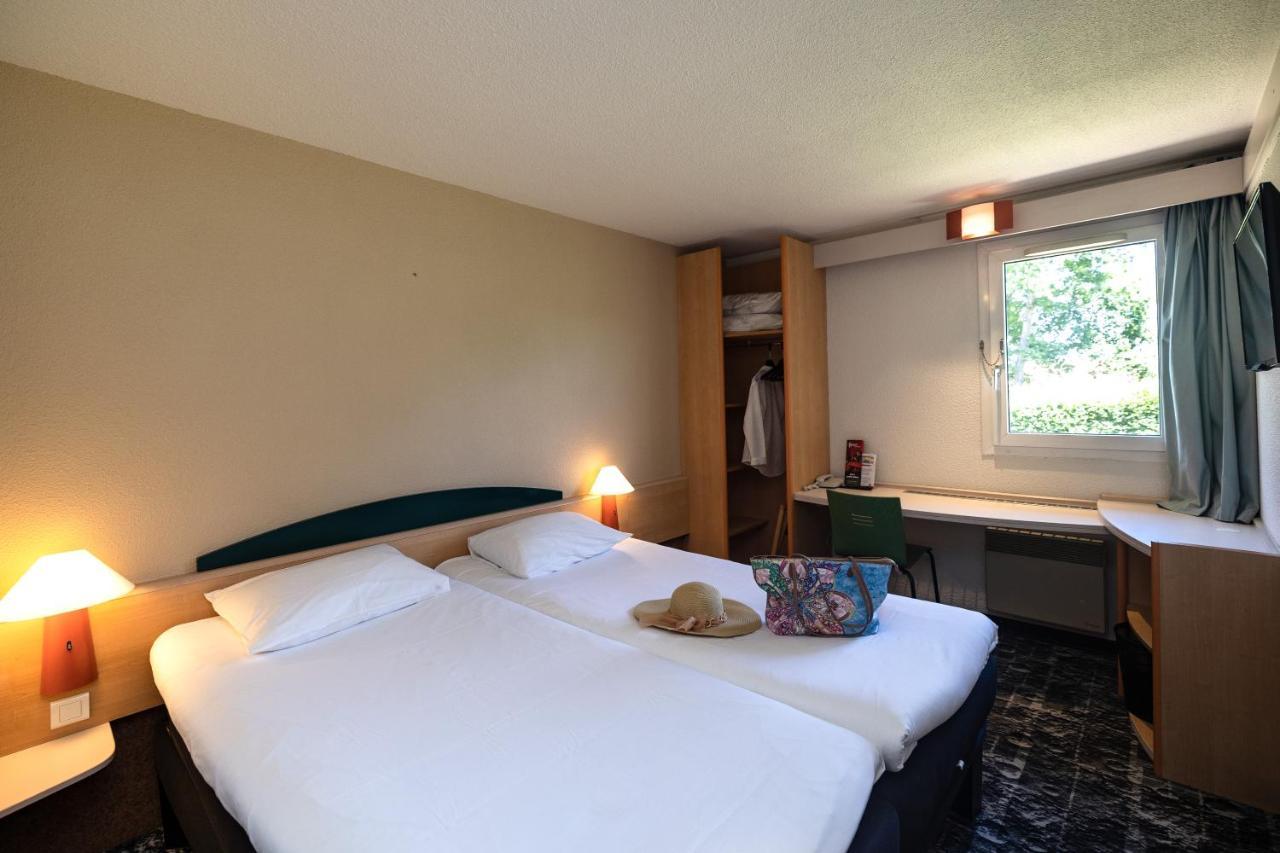 Hotel Ibis Отен Екстер'єр фото